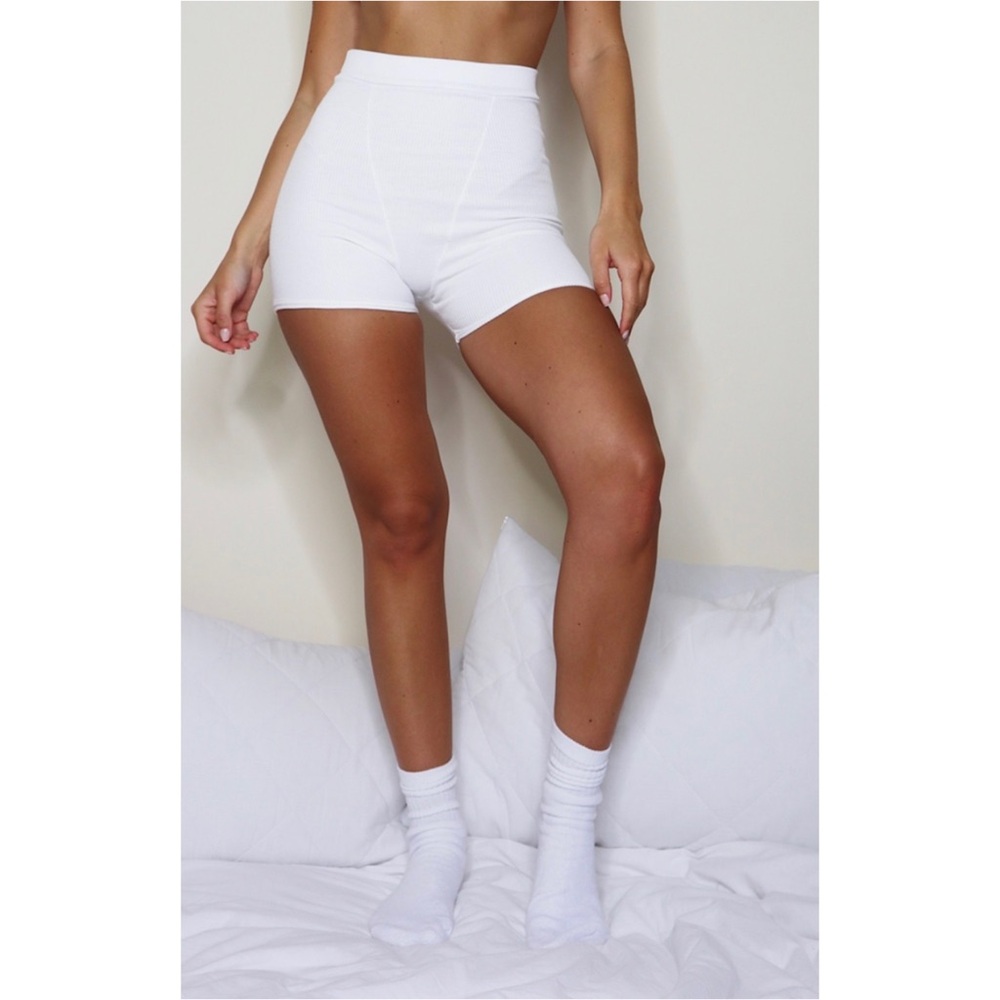 NWOT Cream Ribbed Bike Shorts